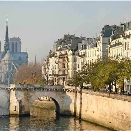 Studio De Charme Au Coeur De L'Ile St Louis Paris Exterior foto